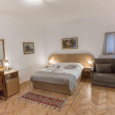 Pensiunea San Gennaro Miercurea Ciuc Exteriör bild