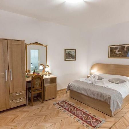 Pensiunea San Gennaro Miercurea Ciuc Exteriör bild