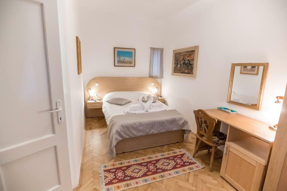 Pensiunea San Gennaro Miercurea Ciuc Exteriör bild