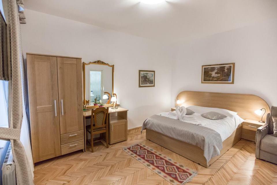 Pensiunea San Gennaro Miercurea Ciuc Exteriör bild