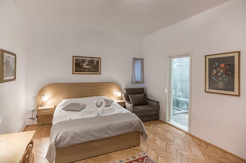 Pensiunea San Gennaro Miercurea Ciuc Exteriör bild